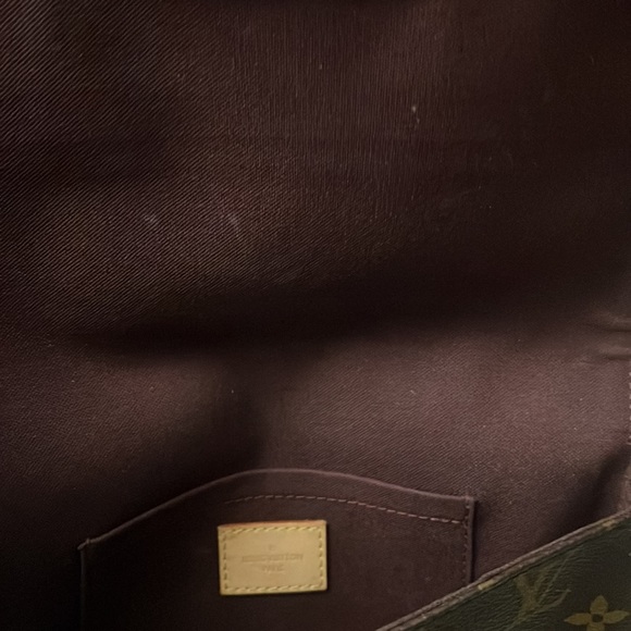 Discontinued new original Louis Vuitton Favorite Mm Monogram cross body bag - Picture 14 of 17